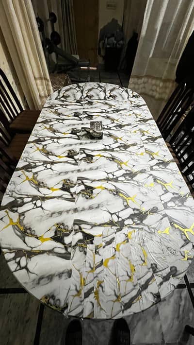 Wooden dining table for sale