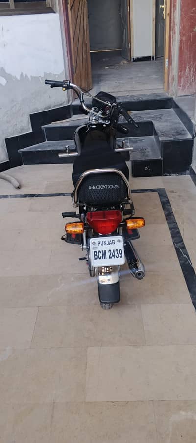 brand new Honda cd70!