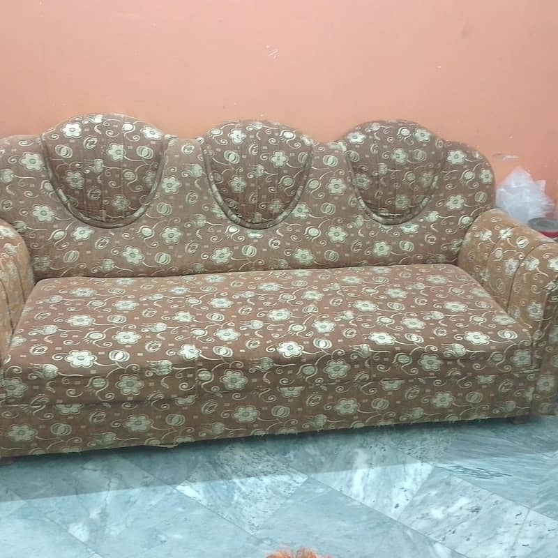 3'2'1 seater sofa 3