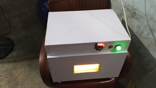 Manually incubator for sale Rs3500