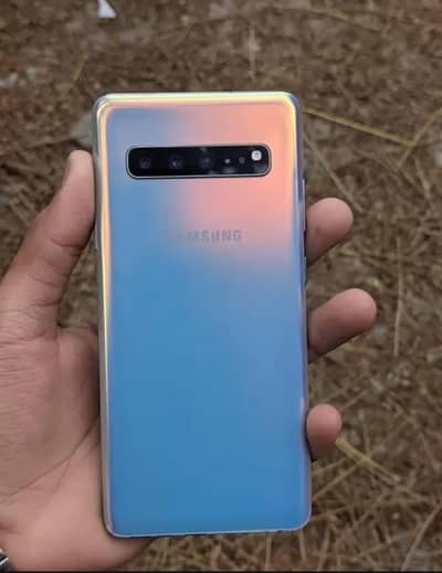 Samsung S10 plus 256GB full box Whatsapp no 03414895928