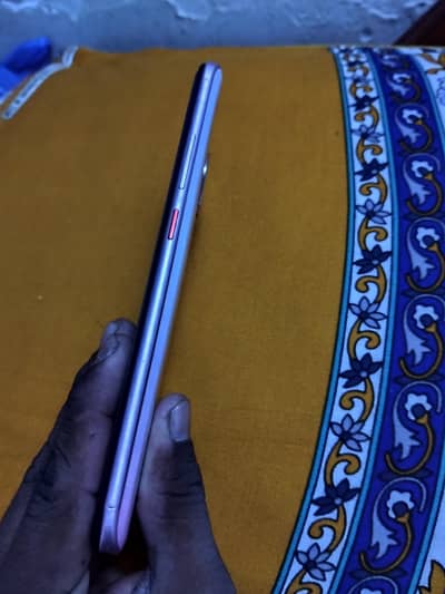 all ok charger orignal ha all ok 10 by 8 condition