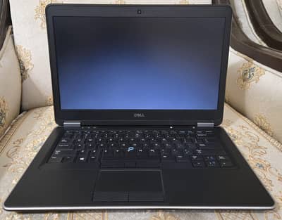 Dell Latitde e7440 i5 4th gen