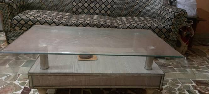 Center glass table