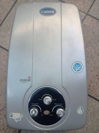 Instant Water Gyeser  ( CA-20 DD )