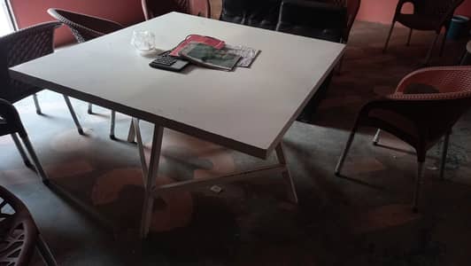 4×4 Iron Made Table