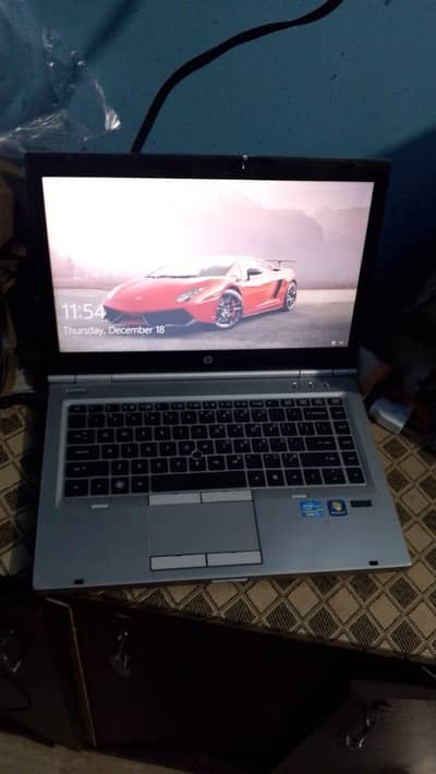 laptop HP windows 10 elite book FRC_ 2026 _ No342 good condition