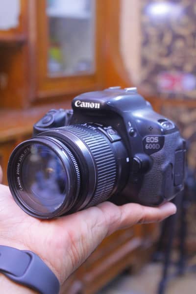 Canon 600d dslr excellent condition