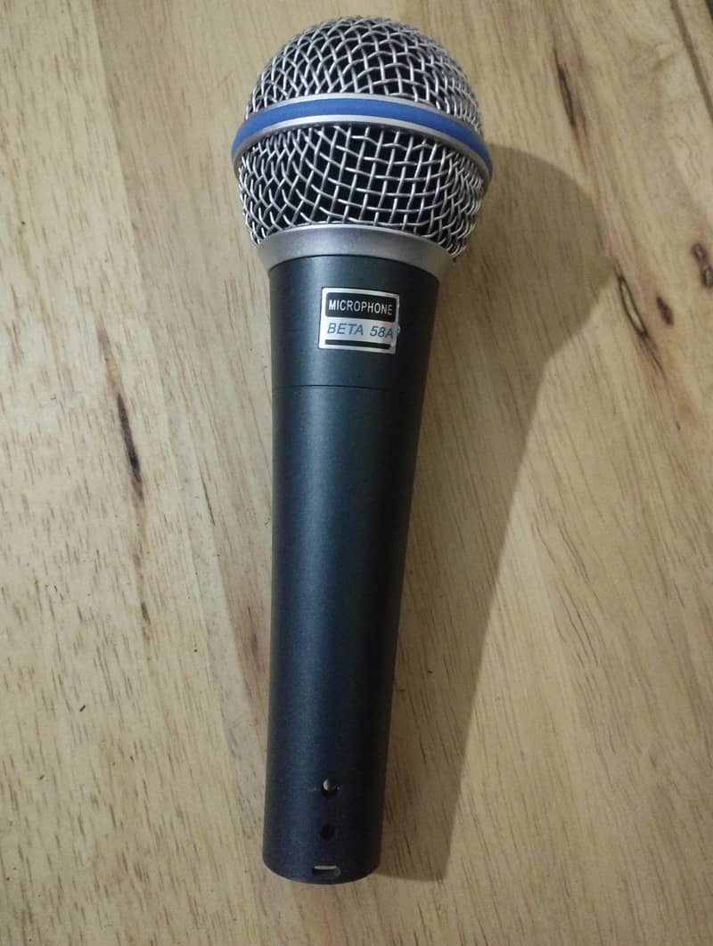 Dynamic Microphone 0