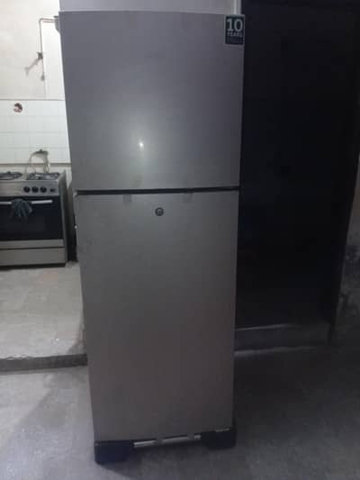 Haier fridge for sale medium size