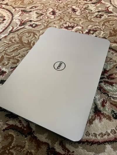 dell xps I5 3rd generation 4 GB ram 128 ssd