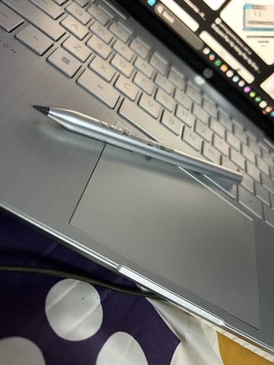 Hp pavilion x360 (touch + pen )13th gen core i5