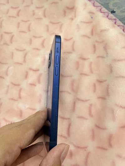 IPhone 12 – Non PTA JV – 64GB (For Sale)