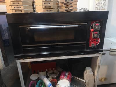 Pizza oven