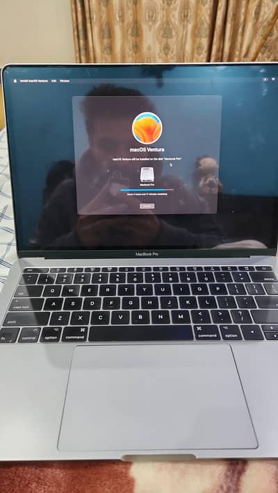 Macbook Pro 2017 8/128
