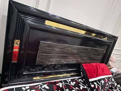 Bed set//wooden bed//Luxury bed// bed with side table and dressing