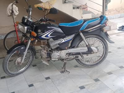 Yamaha Junoon YD-100 Black Color