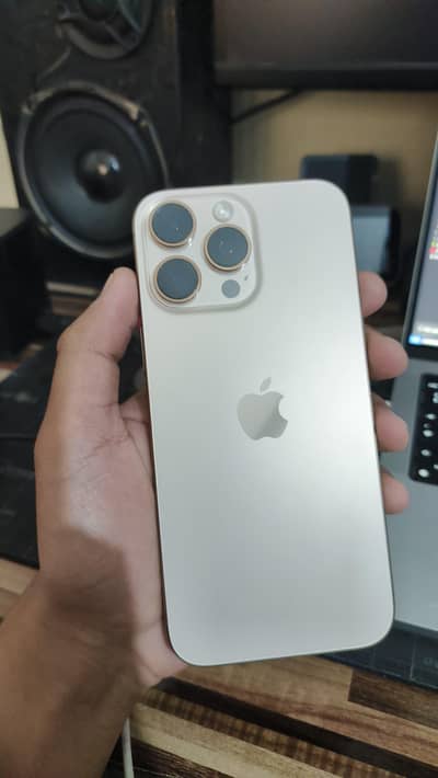 iPhone 16 pro max JV Dessert Titanium 256GB 10/10