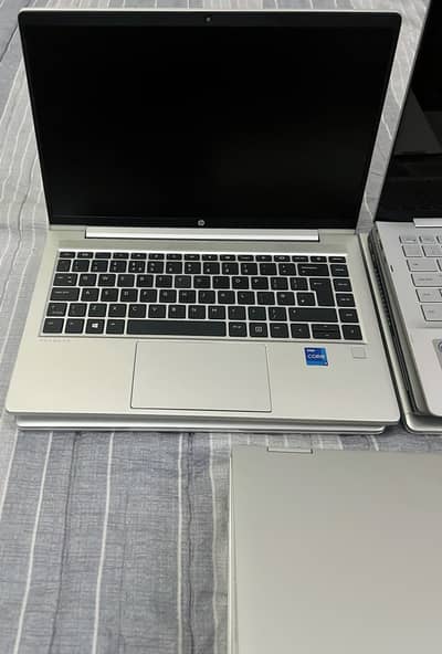 Hp EliteBook 1040 g8 i7 11th 32gb Ram 512gb sad x360 Touch screen