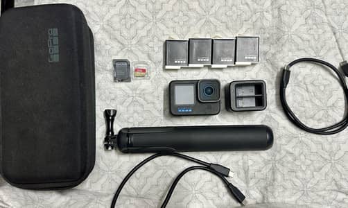 GoPro Hero 11 Action Camera Full Kit – Excellent Condition