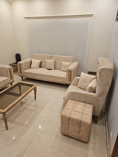 1 Kanal Brand New Luxury Furnished House Available In Bahria Town Lahore