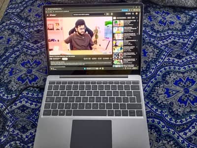 MICROSOFT SURFACE LAPTOP GO 2 i5 11th Gen 256GB SSD