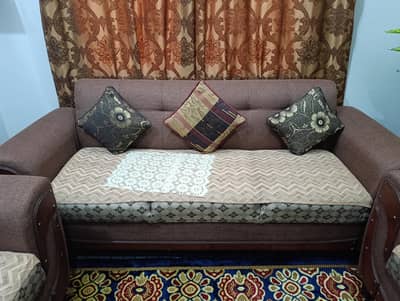 5 SEATER SOFA SET FOR SALE MASTER MOLTY FOAM INSIDE