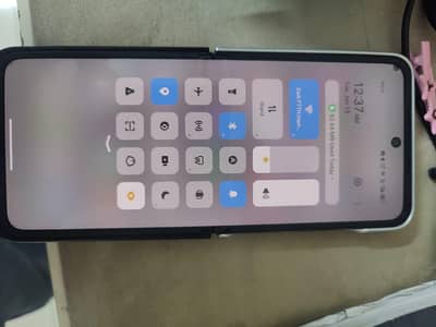 infinix zero flip 8-512 minor dot