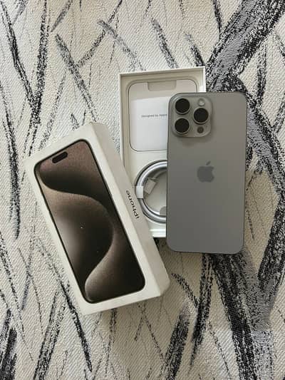 Iphone 15 pro max (256) jv