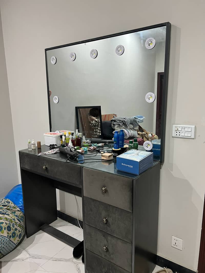 vanity, dressing table 2