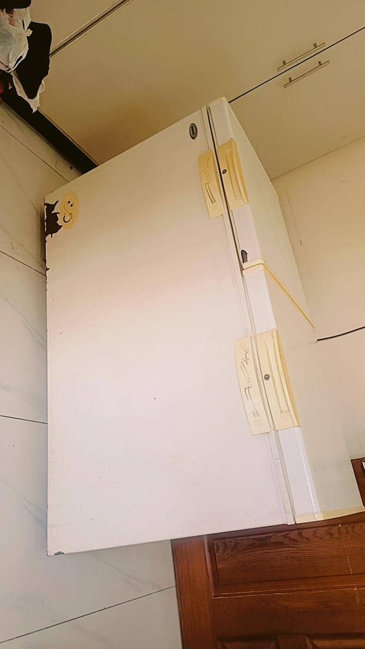 Waves Deep Freezer. . 4