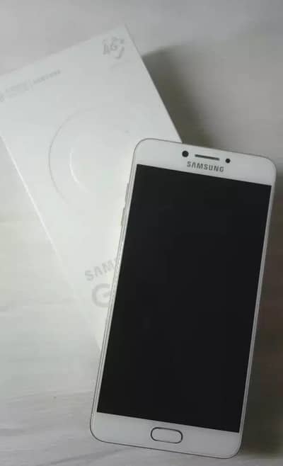 Samsung C7 Pro  4 GB RAM 64 GB Memory  0321/4947/678
