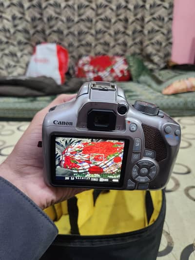 Canon 1300d