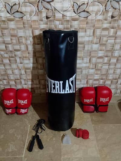 Complete Boxing Kit for Sale – Punching Bag, Gloves & Accessories