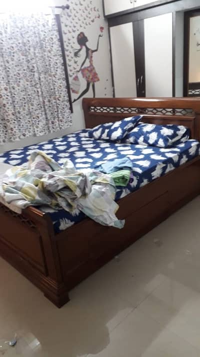 Daily basis room for couple family girls boys