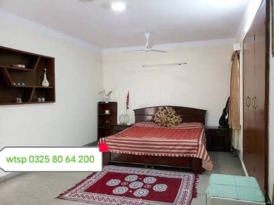 Daily basis room for couple family girls boys