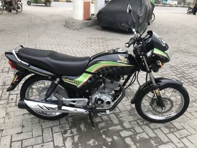 Honda Deluxe 2012 model