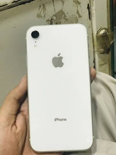 iPhone XR