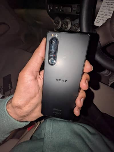 I'm selling Sony Experia 5 mark 3.