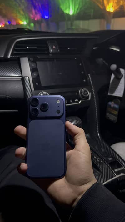 Iphone 17pro factory unlock e+e sim wla 3month sim working