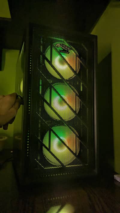 Gaming PC Intel  i7-11700K, Z490, 16GB RAM, RGB Case