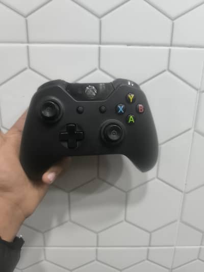 Xbox one controller                         Model 1537