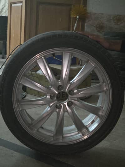 Taiwan 18 inch Rims with Yokohama Tyres