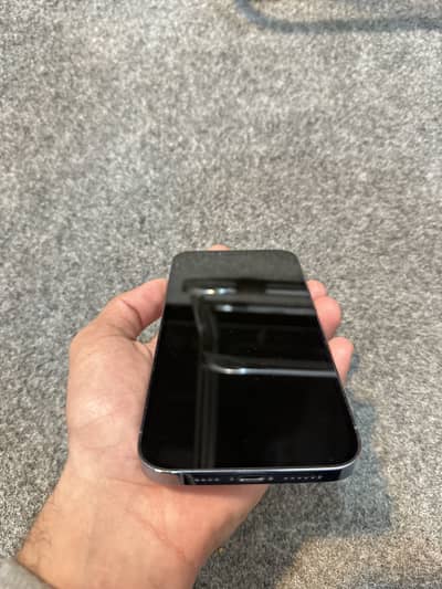 13 pro max -factory unlock-96 health -10/10