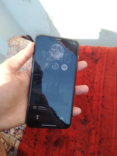 I phone 11 pro max 64gb Jv