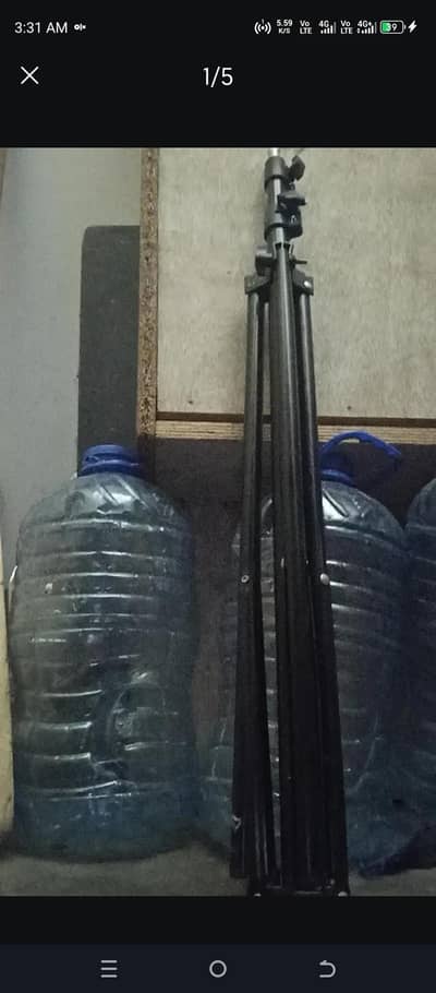 Ringlight hai good condition mein plz read description