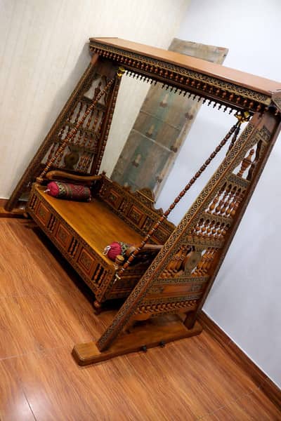 Chinioti Jhoola Pure Sheesham For Sale (Two Seater)