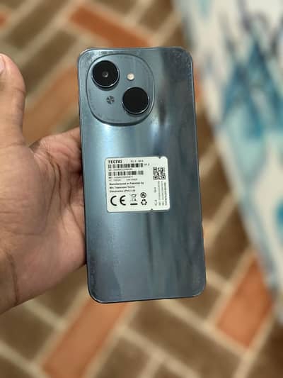 Tecno spark go 1 (6/64) gb