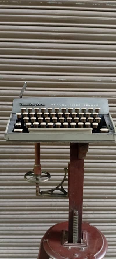 Old Antique Rimington Typewriter +923047863736