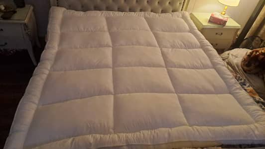 Mattress Topper King in white